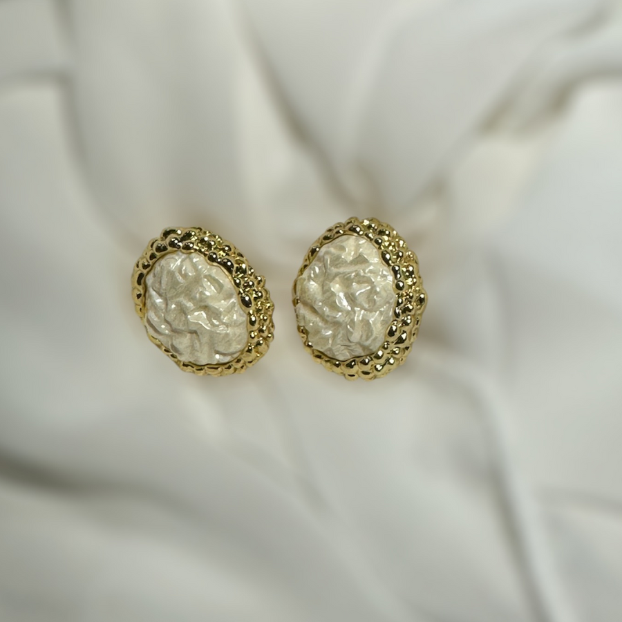 White moon Earring